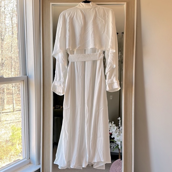 NOON BY NOOR Harry Sandwash White Trench - Picture 10 of 10